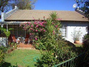 Silver Stream Chalets - Flower Foundation > Gallery